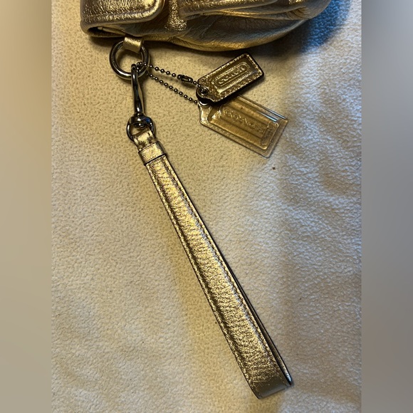 COACH Metallic Gold Leather Wristlet Clutch With Two Turn Lock Compartme… - Picture 11 of 13